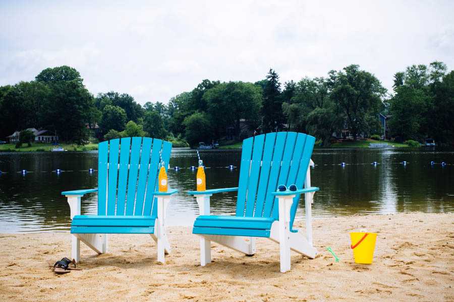 Poly Deluxe Adirondack Chairs (Aruba Blue & White)