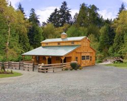 Salem Structures Monitor Horse Barn