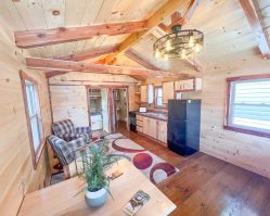 12'x30' Hunter Cabin With Timber Framed Porch