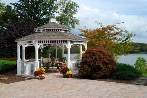 16' Octagon White Vinyl Gazebo 2023